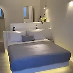 Maeva Santorini Pyrgos Kallistis