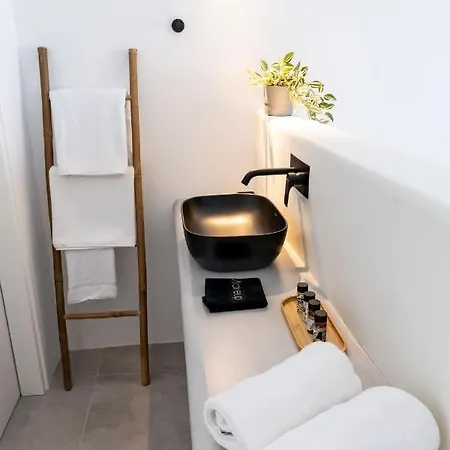 Maeva Santorini Пиргос