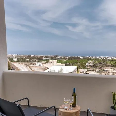 Maeva Santorini 4* Пиргос