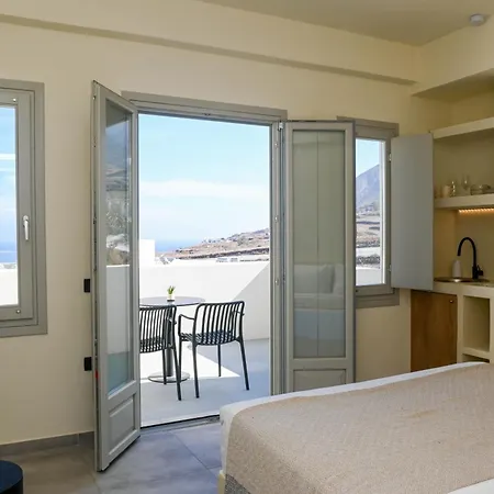 Maeva Santorini 4*