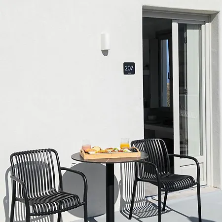 Maeva Santorini Pyrgos Kallistis