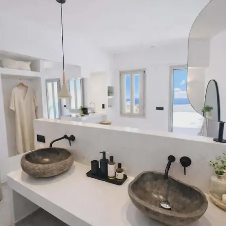 Maeva Santorini Пиргос