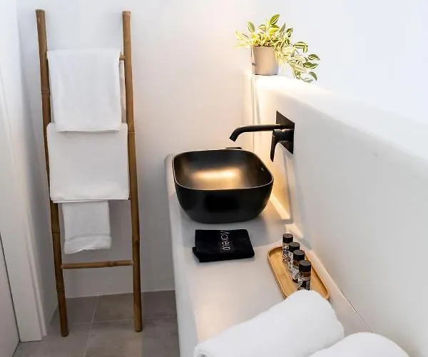 Maeva Santorini Пиргос