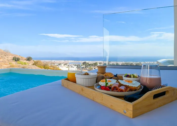 Maeva Santorini Апарт-отель 4*