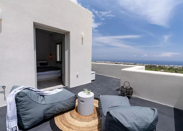 Maeva Santorini 4*