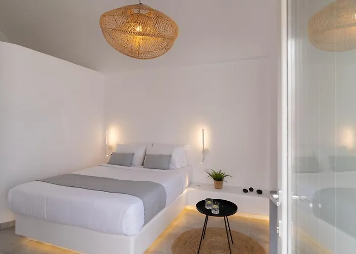 Maeva Santorini Apart Otel Pýrgos