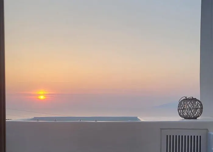 Apart Otel Maeva Santorini Pýrgos