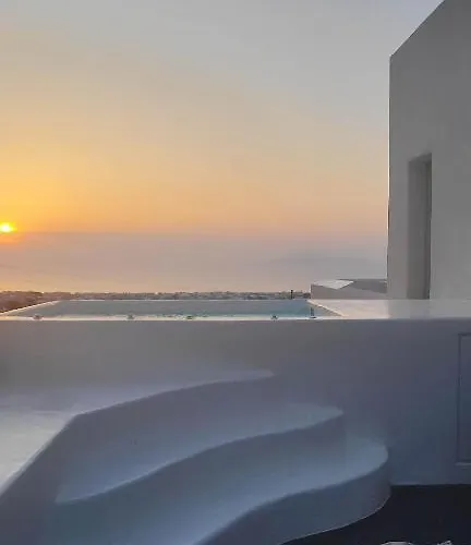 Maeva Santorini Apart-hotel Pýrgos
