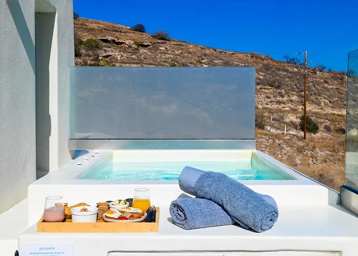 Maeva Santorini 4* Pýrgos